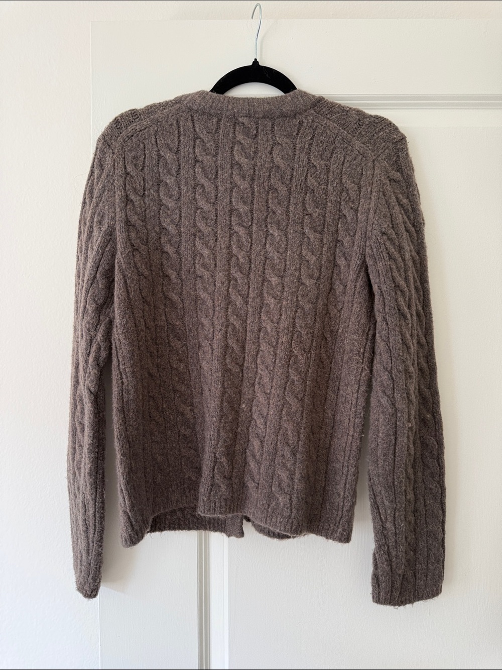 NWOT - Abercrombie & Fitch Novelty Button Cable Crew Cardigan in Brown - Picture 4 of 4